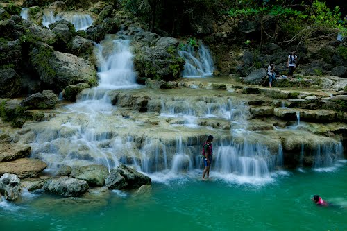  Air  Terjun  Sri Gethuk Kesegaran Di Tengah Bumi 